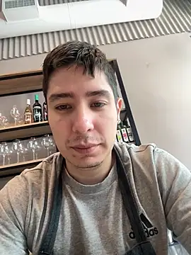 Snapshot of 9999Alez chatting on 6, 11, 2025 9999Alez online show from 6, 11, 2025