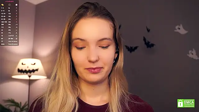 HongTomczak online show from 31, 10, 2025