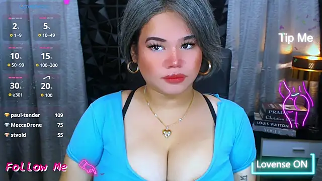 xHugeHarleySelfsuckerx online show from 13, 9, 2025