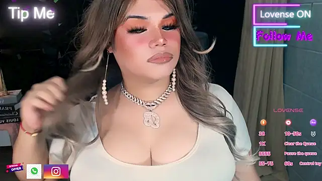 xHugeHarleySelfsuckerx online show from 17, 1, 2026