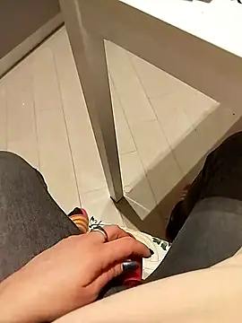 TaraWild online show from 2, 2, 2026