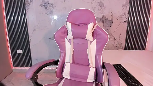 Mia Duarte1 online show from 7, 3, 2026