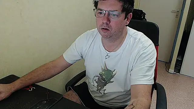 blueandwhite1 online show from 15, 1, 2025