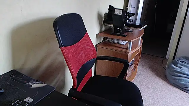 blueandwhite1 online show from 21, 2, 2025