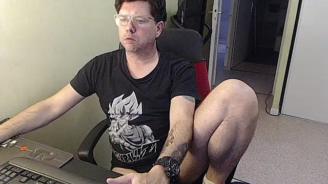 blueandwhite1 online show from 13, 2, 2026