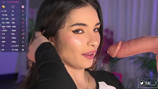 Snapshot of Just__dani chatting on 6, 11, 2025 Just dani online show from 6, 11, 2025