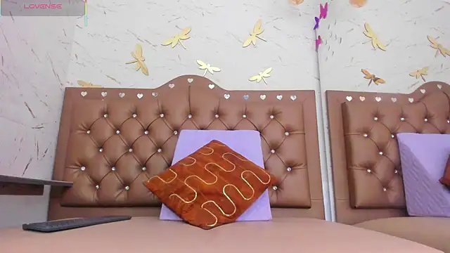 Zoe-Johnson  online show from 27, 9, 2025