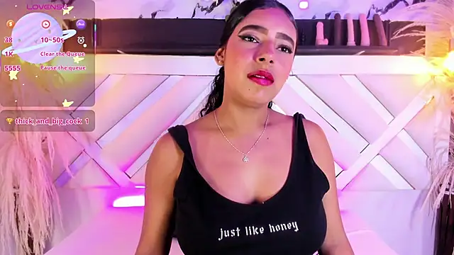 Zoe-Johnson  online show from 7, 6, 2026
