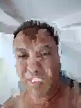 Snapshot of Hichemouer chatting on 16, 9, 2025 Hichemouer online show from 16, 9, 2025