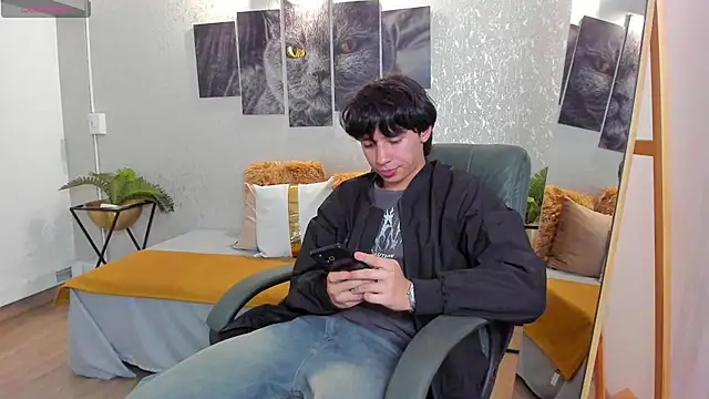 Snapshot of Tyler_durten chatting on 14, 12, 2025 Tyler durten online show from 14, 12, 2025