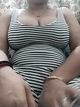 Snapshot of priya_hot_69 chatting on 13, 9, 2025 priya hot 69 online show from 13, 9, 2025