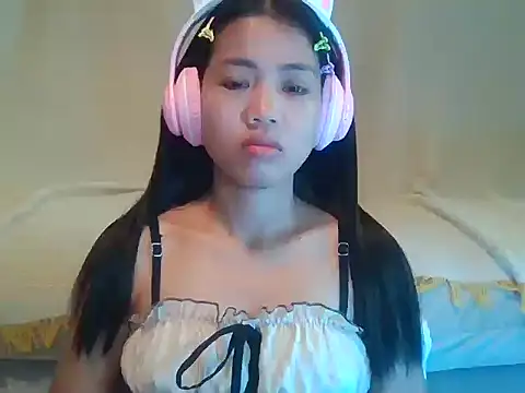 Snapshot of AnnewithanE chatting on 23, 9, 2025 AnnewithanE online show from 23, 9, 2025