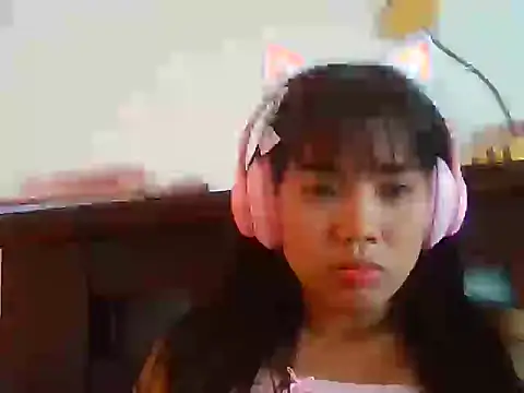 Snapshot of AnnewithanE chatting on 24, 9, 2025 AnnewithanE online show from 24, 9, 2025