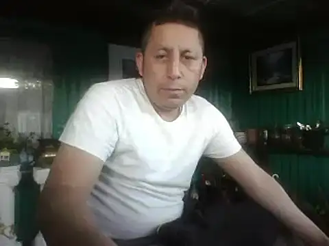 Snapshot of B3toBaby chatting on 5, 7, 2026 B3toBaby online show from 5, 7, 2026