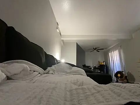 Snapshot of Lovingirl69 chatting on 9, 9, 2025 Lovingirl69 online show from 9, 9, 2025