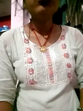 Snapshot of Hot_tin74 chatting on 10, 11, 2025 Hot tin74 online show from 10, 11, 2025