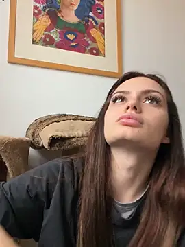 Snapshot of prettylittlefooxy chatting on 4, 3, 2026 prettylittlefooxy online show from 4, 3, 2026