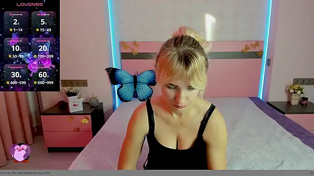 MeryMidnight online show from 26, 9, 2025