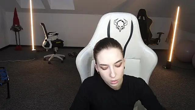 Snapshot of _Lili_054 chatting on 5, 10, 2025  Lili 054 online show from 5, 10, 2025