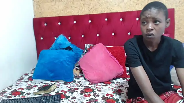 SexyBootie online show from 12, 4, 2026