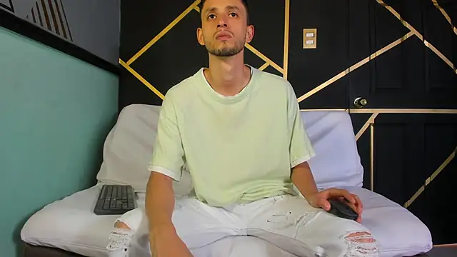 logan rogers  online show from 22, 9, 2025