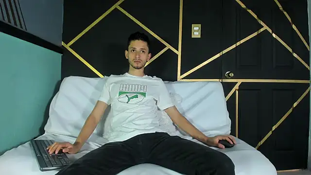 logan rogers  online show from 24, 9, 2025