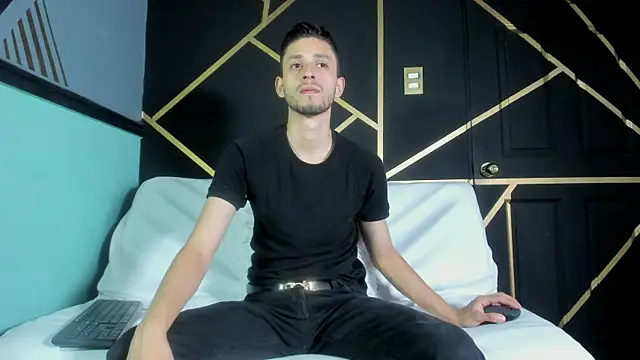 logan rogers  online show from 26, 9, 2025