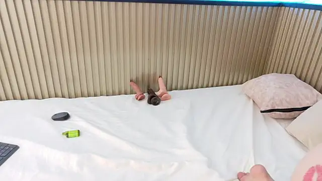 Sammy Lovee online show from 23, 9, 2025