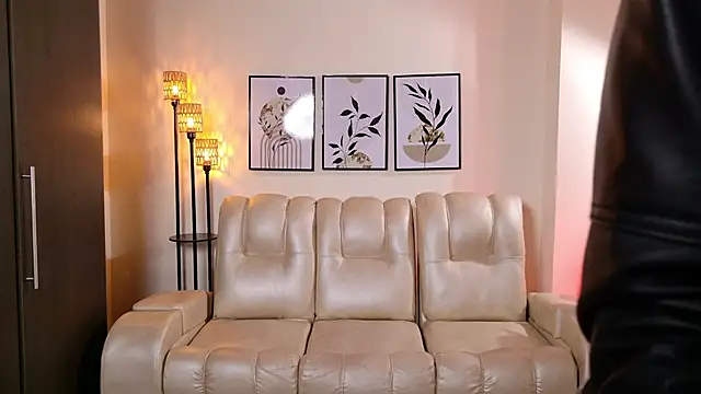 Violeta Foxz online show from 25, 11, 2025