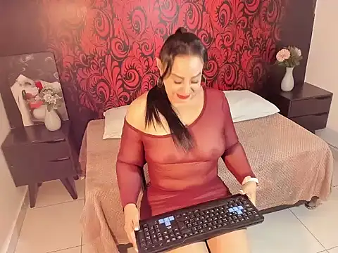 LucianaBlackwell online show from 2, 10, 2025