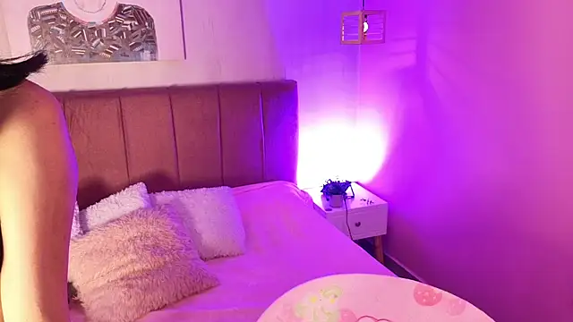 ela petit online show from 25, 11, 2025