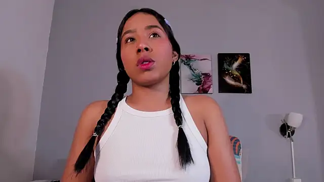 SophieW1 online show from 14, 11, 2025