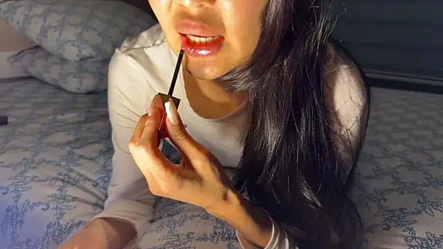 Snapshot of liuli_flower chatting on 18, 12, 2025 liuli flower online show from 18, 12, 2025