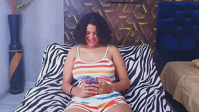 miss leidy  online show from 22, 5, 2026