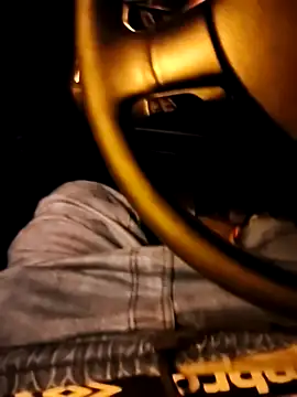 Mlody991112 online show from 17, 11, 2025