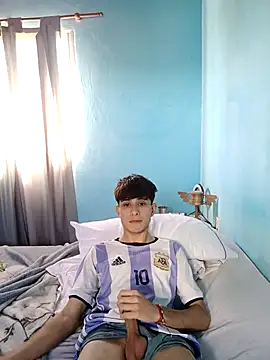 Snapshot of matiatr1112 chatting on 5, 11, 2025 matiatr1112 online show from 5, 11, 2025