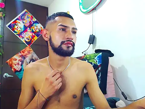 Snapshot of boybunnyerotic chatting on 30, 9, 2025 boybunnyerotic online show from 30, 9, 2025