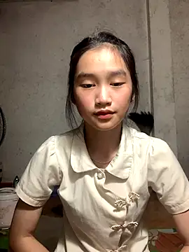 Snapshot of -Lie-06 chatting on 16, 9, 2025 -Lie-06 online show from 16, 9, 2025