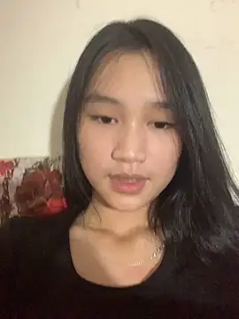 Snapshot of -Lie-06 chatting on 16, 10, 2025 -Lie-06 online show from 16, 10, 2025