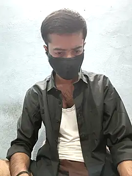 Snapshot of GirlsCrush_ chatting on 1, 11, 2025 GirlsCrush online show from 1, 11, 2025