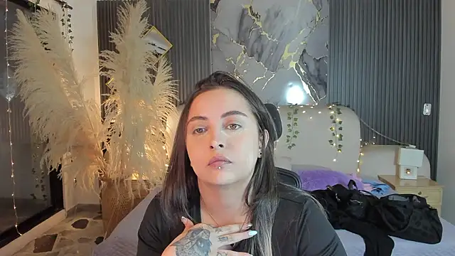 SarahCastro1  online show from 23, 2, 2026