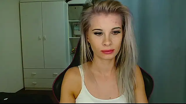 KristineGlow online show from 14, 1, 2026