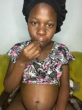 Crazyqueenxxx online show from 10, 4, 2026