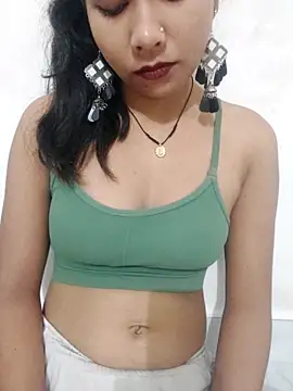 Snapshot of Vaani_Cutie chatting on 14, 10, 2025 Vaani Cutie online show from 14, 10, 2025