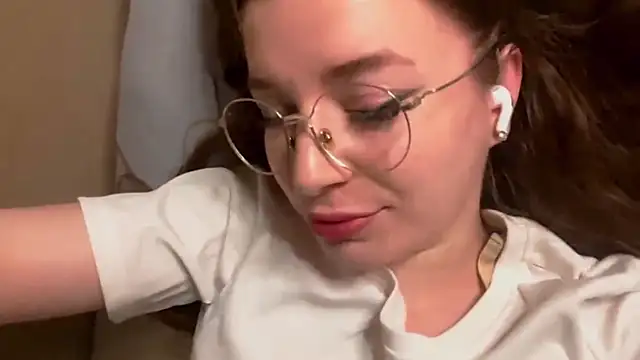 Snapshot of NataliaBorkin chatting on 9, 9, 2025 NataliaBorkin online show from 9, 9, 2025