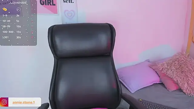 AnniEsstone online show from 22, 2, 2026