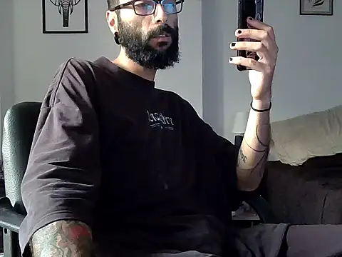 Snapshot of king_masterr420 chatting on 13, 3, 2026 king masterr420 online show from 13, 3, 2026