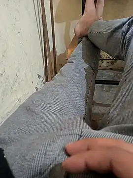 Snapshot of bigdick_lickingexpert08 chatting on 28, 10, 2025 bigdick lickingexpert08 online show from 28, 10, 2025