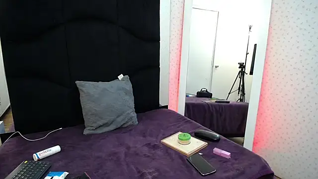 LunaRichy  online show from 12, 9, 2025