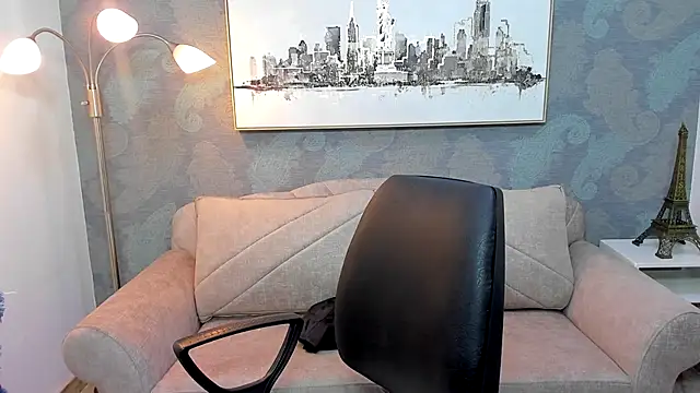 Lucia jane online show from 22, 12, 2025